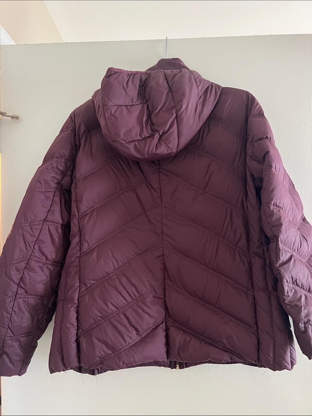 MICHAEL Michael Kors Down Fill Quilted Puffer Jacket in Plum with Gold Zippers - Picture 2 of 5